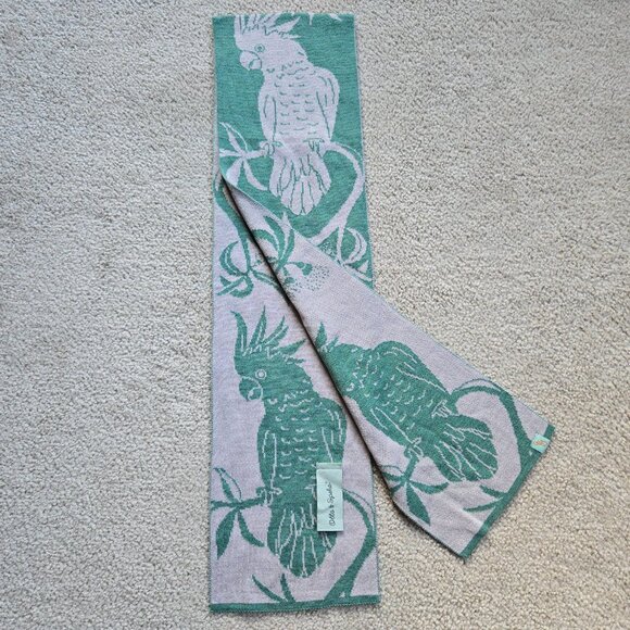 NWOT Otto & Spike Merino Scarf Knit Wool Cockatoo Parrot Bird GREEN - Picture 2 of 8